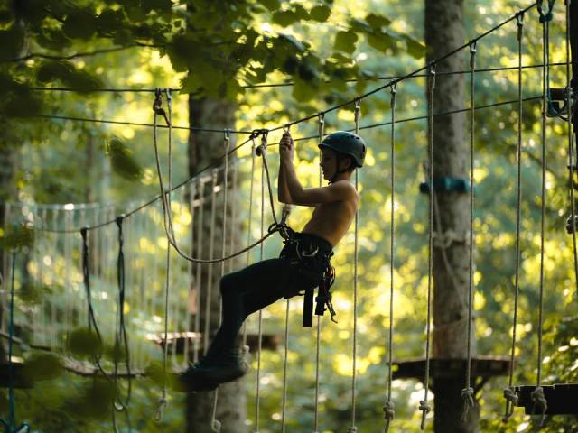 Forêt de Robin Accrobranche Drôme